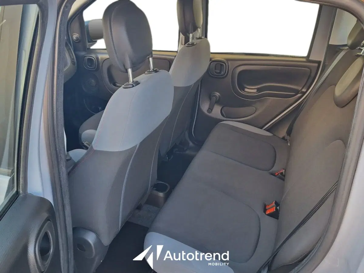 Fiat Panda Cross usata a Bari (12)