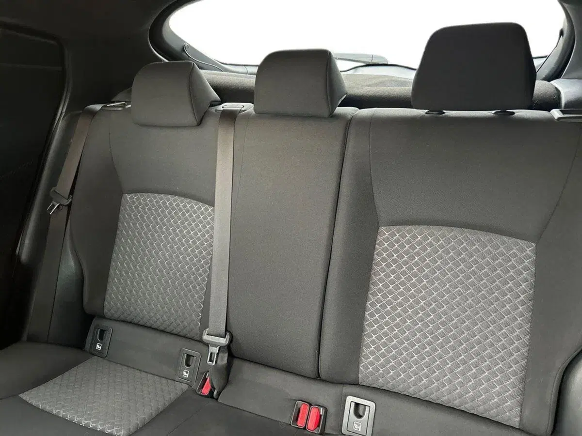 Toyota Toyota C-HR usata a Piacenza (13)