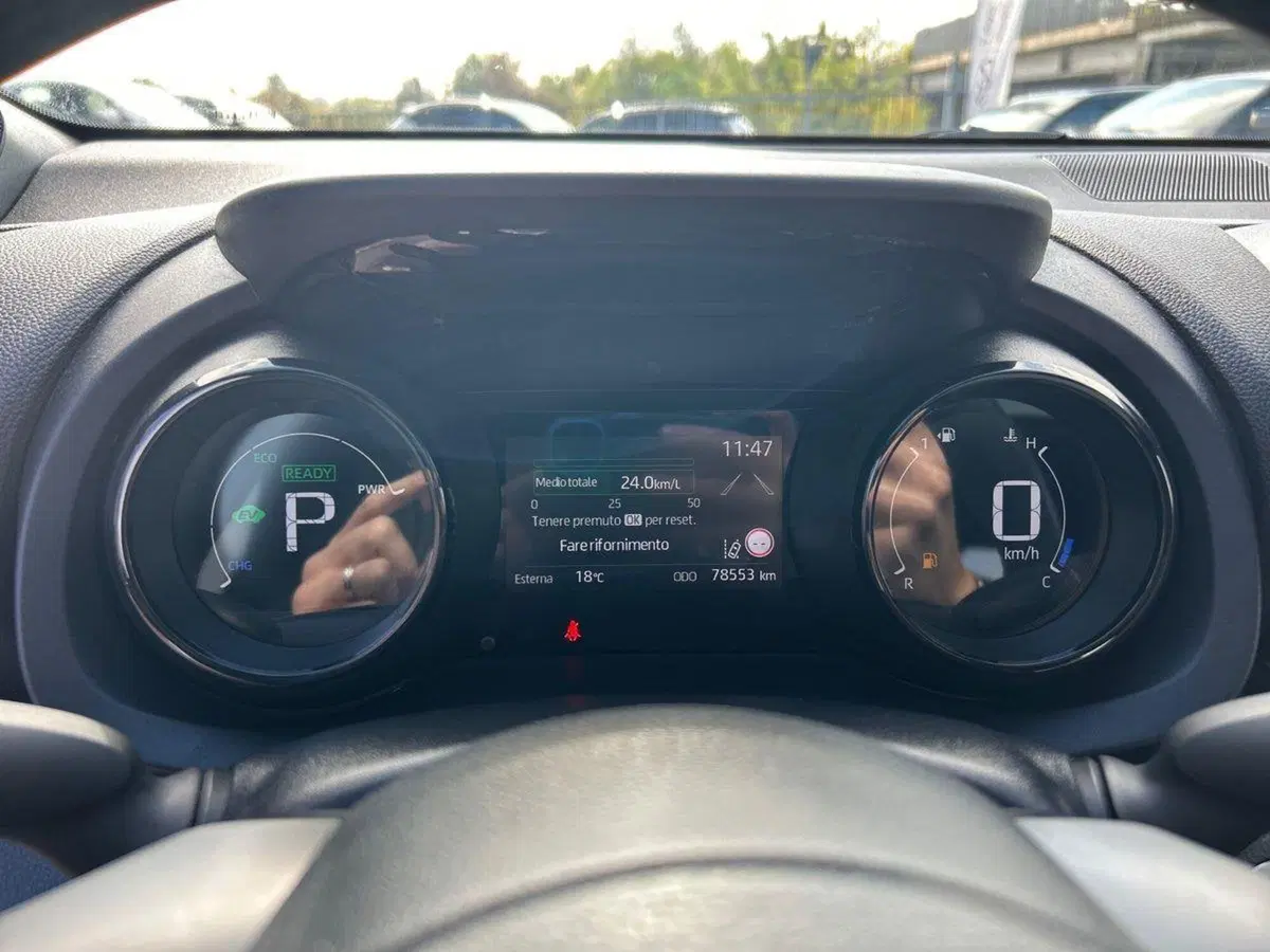 Toyota Yaris Cross usata a Piacenza (13)