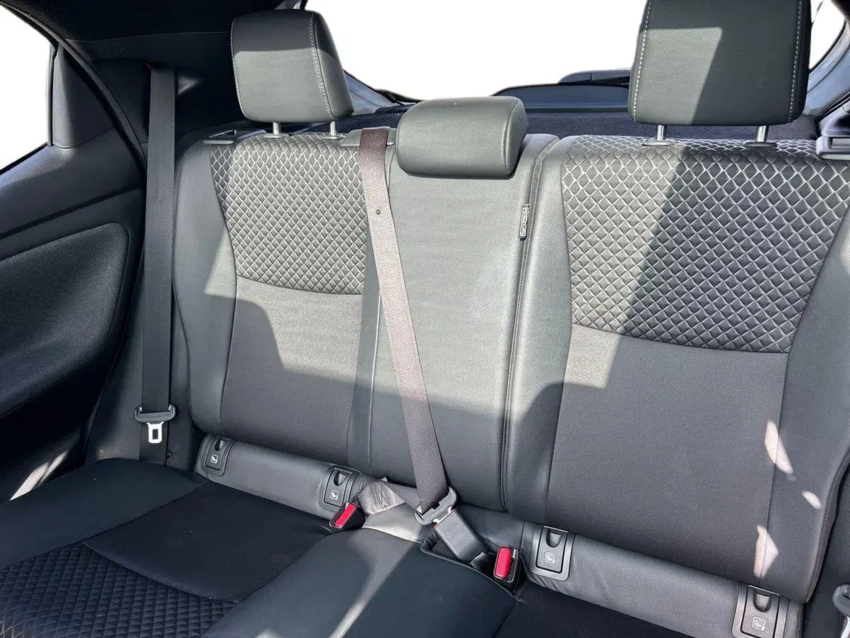 Toyota Yaris Cross usata a Piacenza (15)