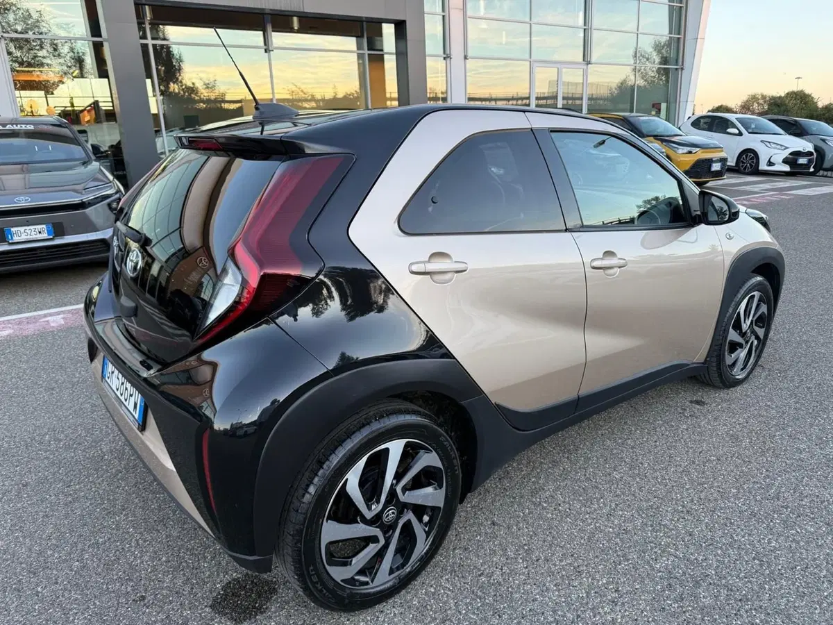 Toyota Aygo X usata a Piacenza (5)