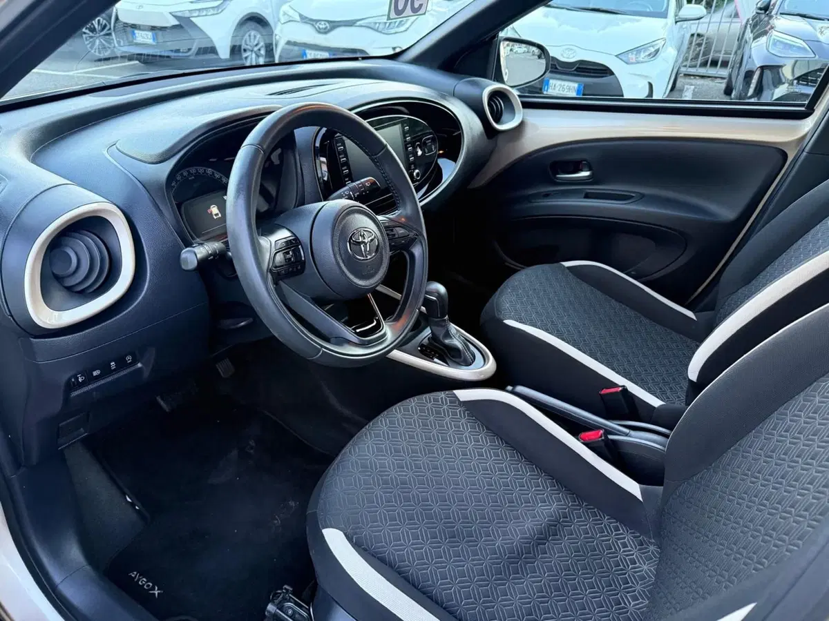 Toyota Aygo X usata a Piacenza (9)