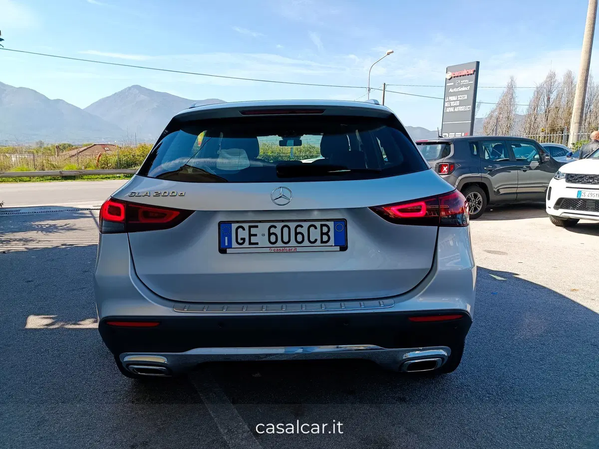 Mercedes-Benz GLA SUV usata a Salerno (8)