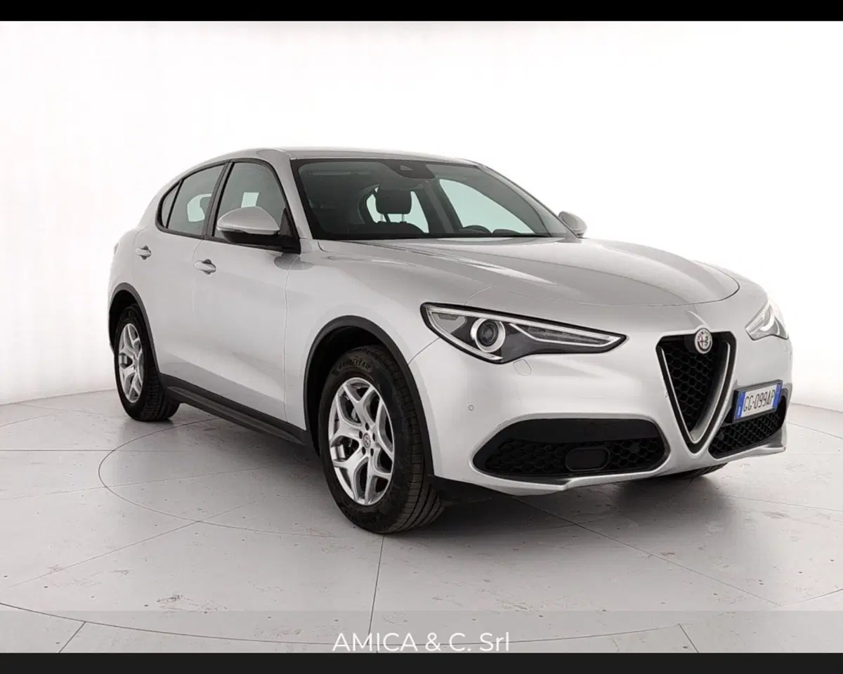 Alfa Romeo Stelvio usata a Caserta