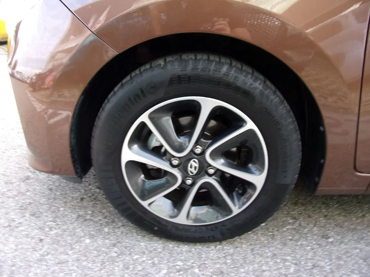 Hyundai i10 usata a Reggio Emilia (8)
