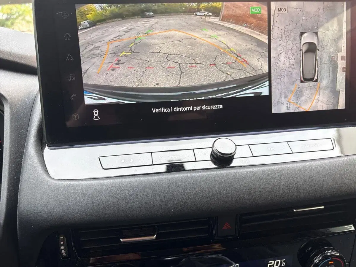 Nissan Qashqai usata a Bologna (13)