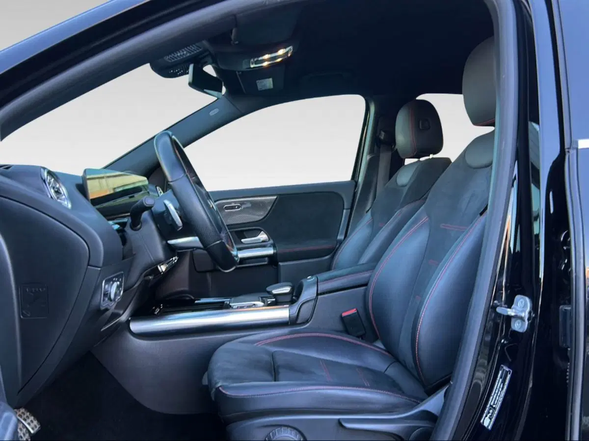 Mercedes-Benz GLA SUV usata a Siena (11)