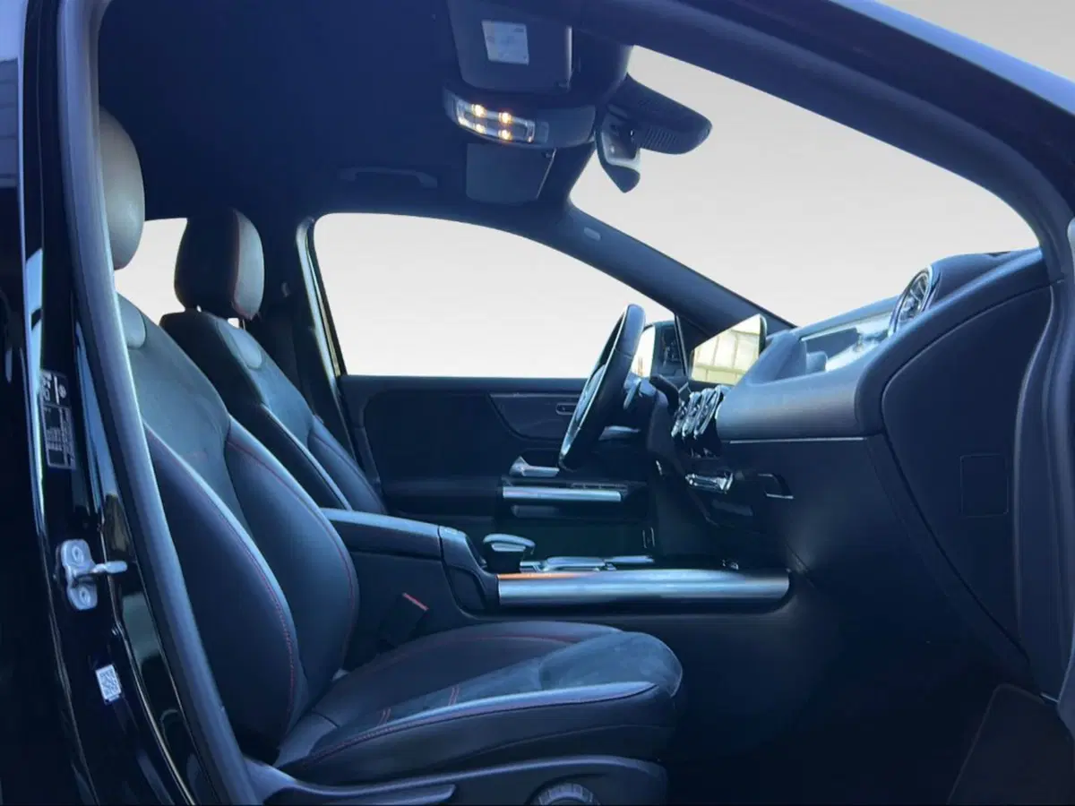 Mercedes-Benz GLA SUV usata a Siena (13)