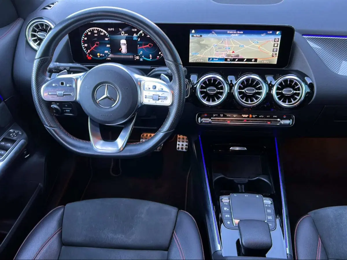 Mercedes-Benz GLA SUV usata a Siena (9)