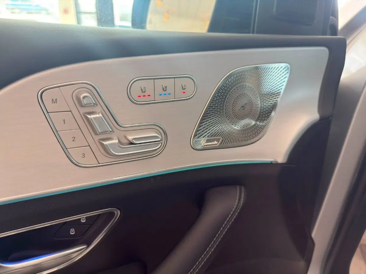 Mercedes-Benz GLE SUV nuova a Firenze (12)