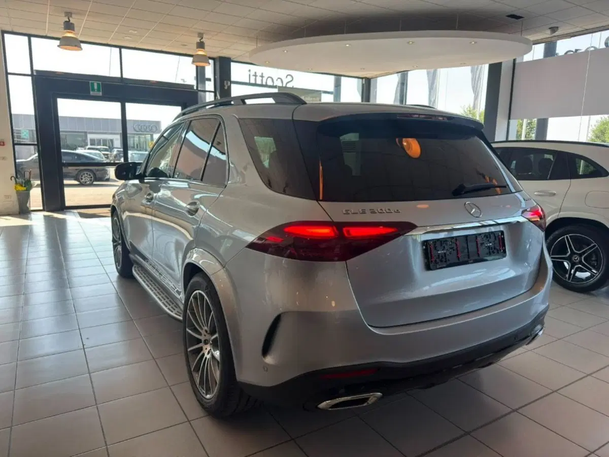 Mercedes-Benz GLE SUV nuova a Firenze (6)