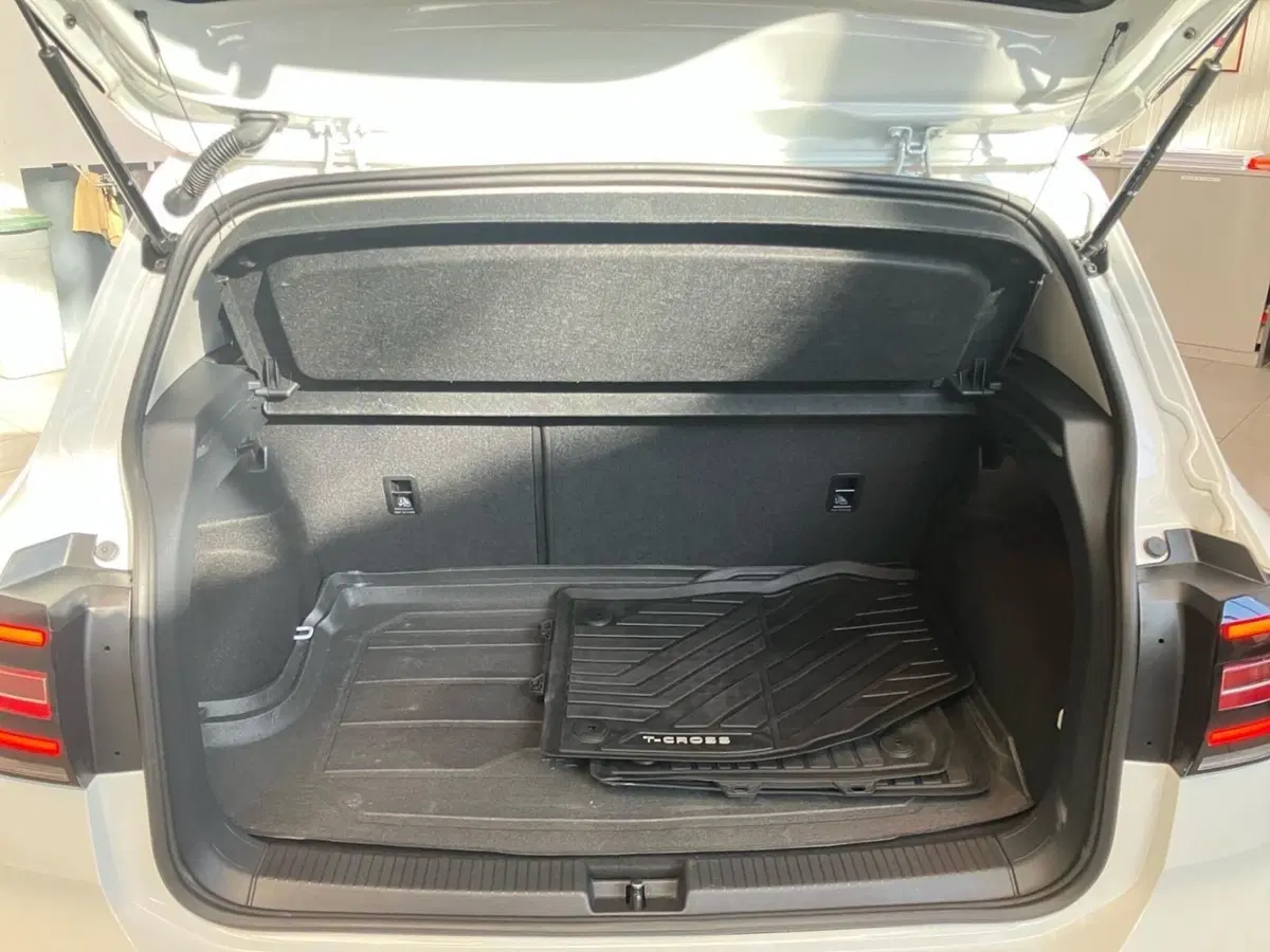 Volkswagen T-Cross usata a Bologna (11)