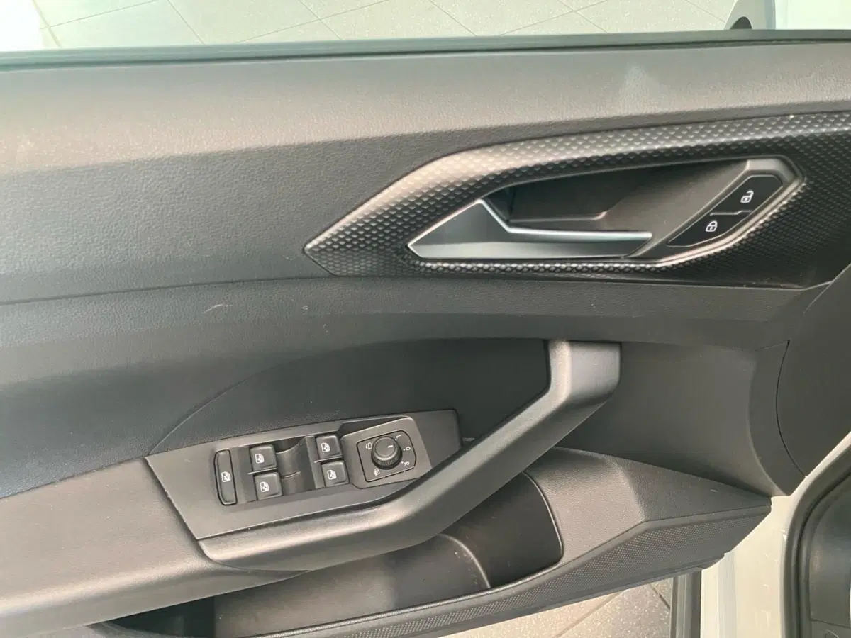Volkswagen T-Cross usata a Bologna (20)