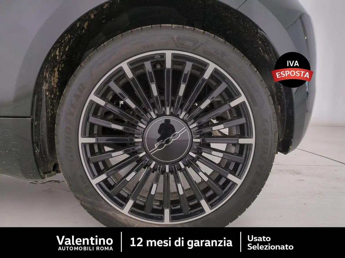 Fiat 500 nuova a Roma (9)