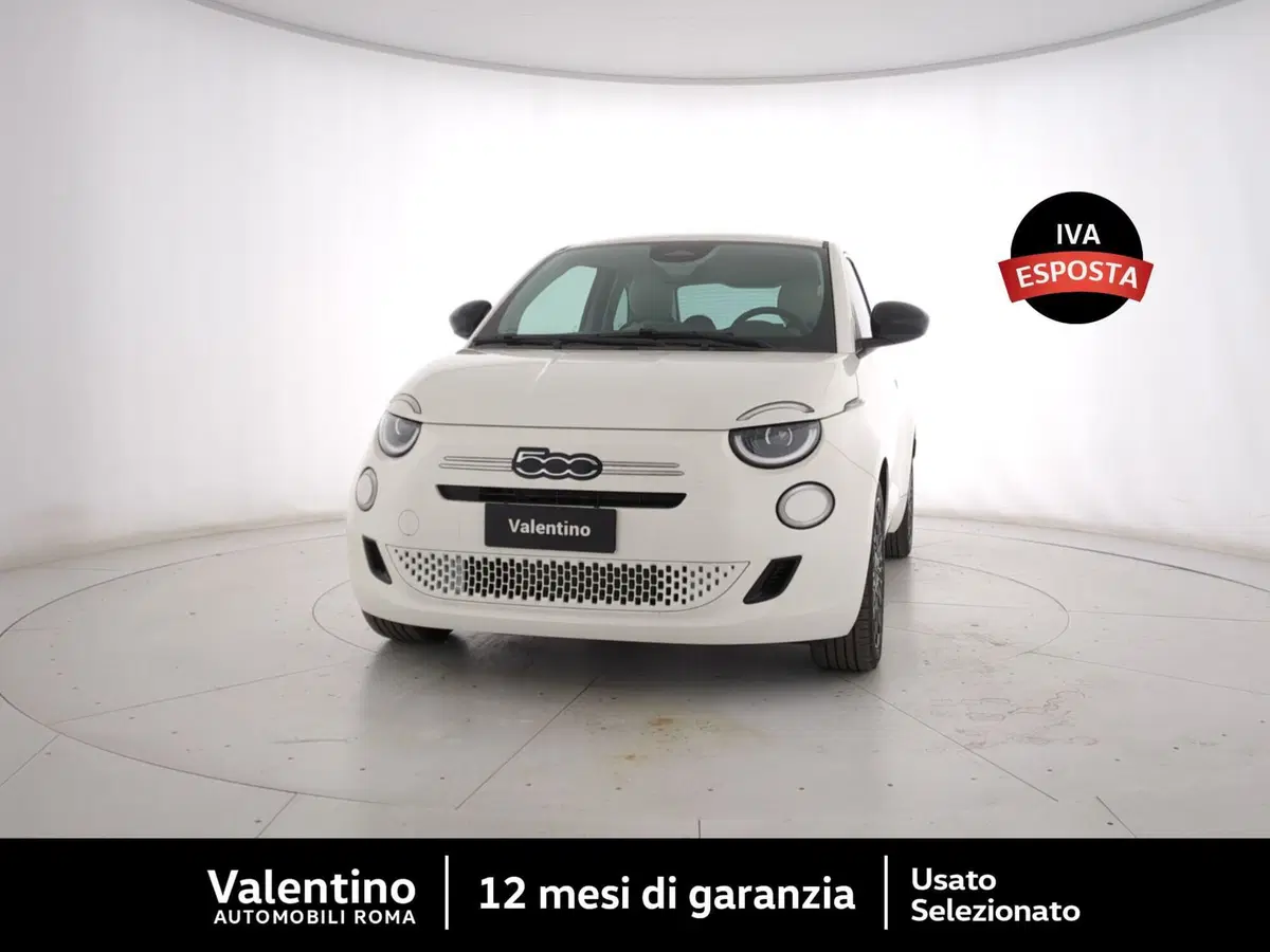 Fiat 500 nuova a Roma