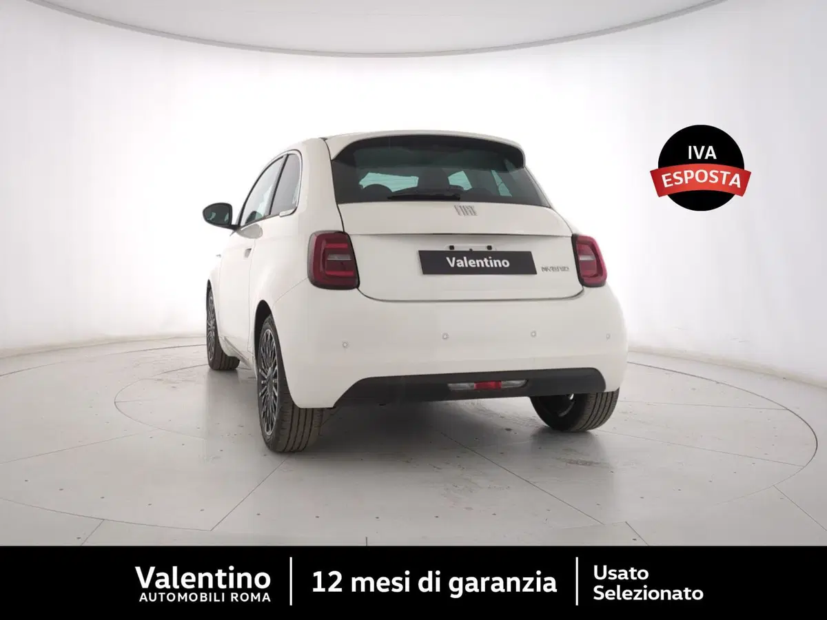 Fiat 500 nuova a Roma (5)