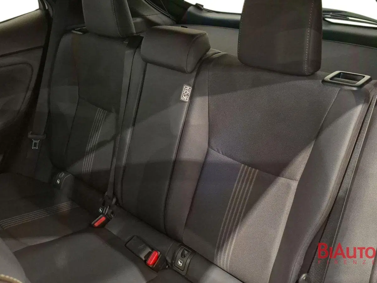Toyota Yaris Cross usata a Firenze (11)