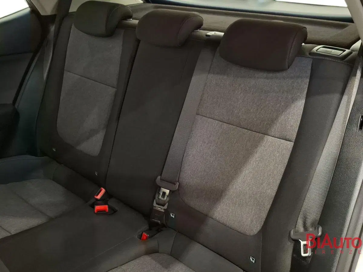 Kia Stonic usata a Firenze (10)