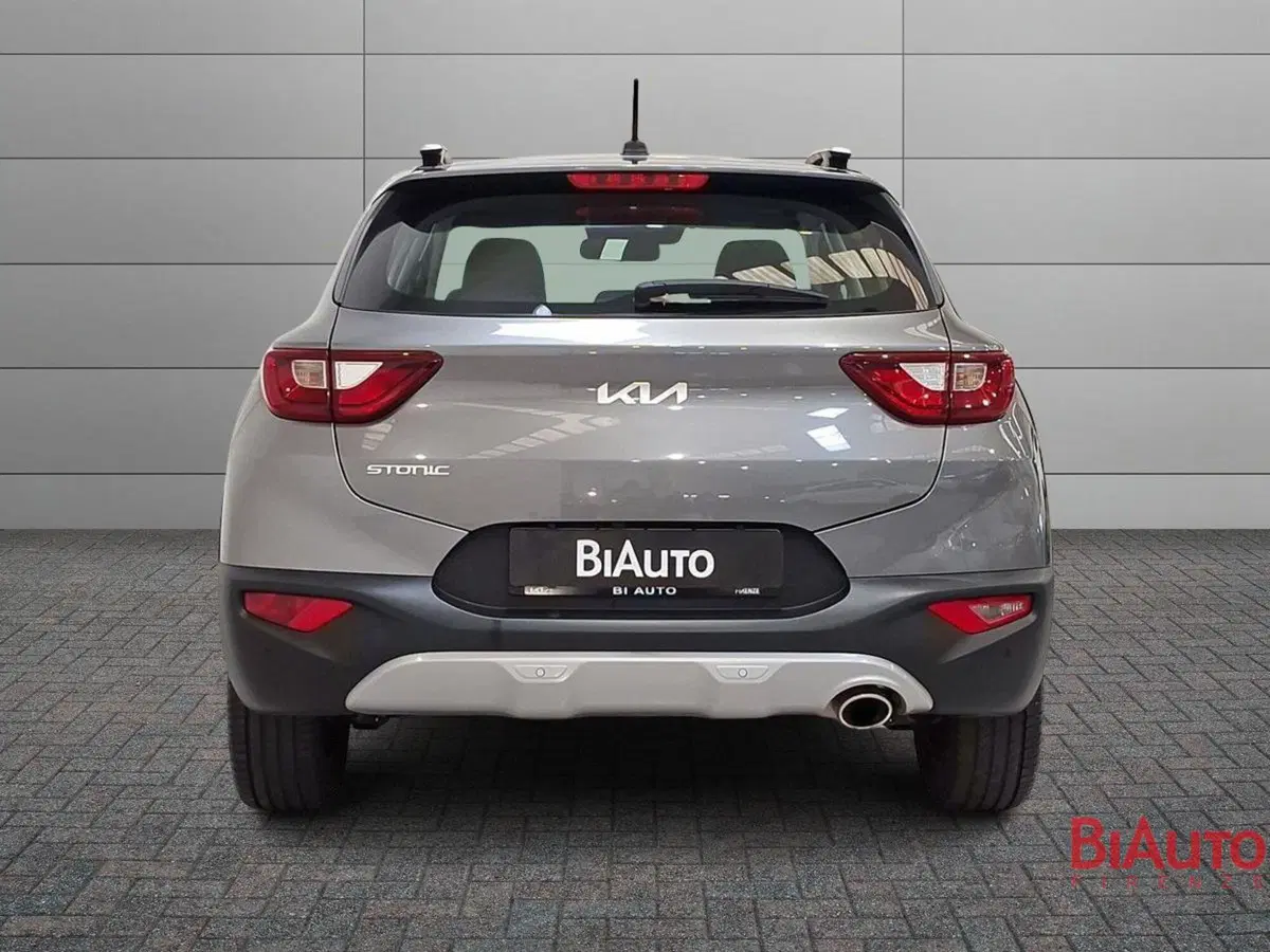 Kia Stonic usata a Firenze (11)
