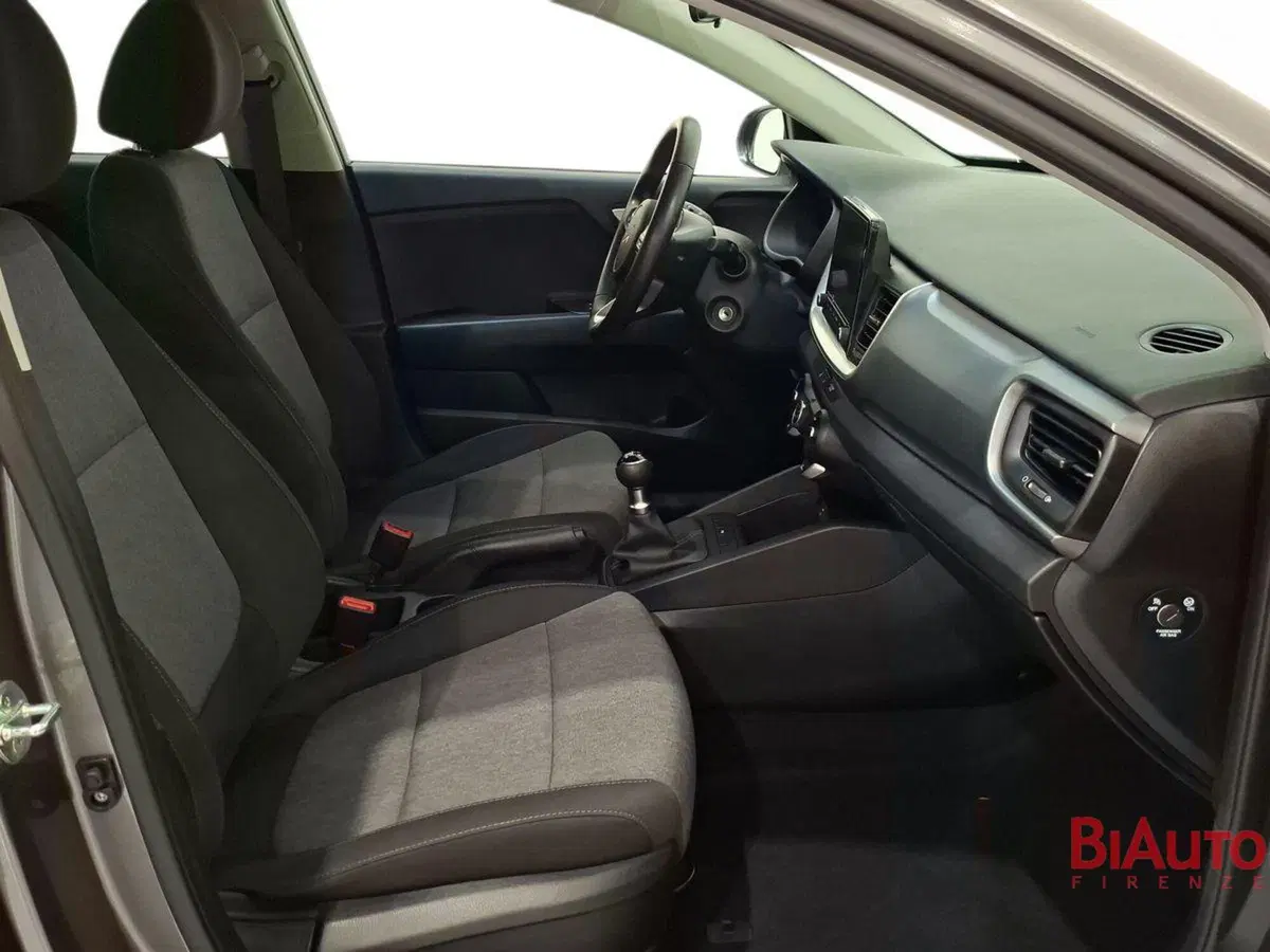 Kia Stonic usata a Firenze (16)