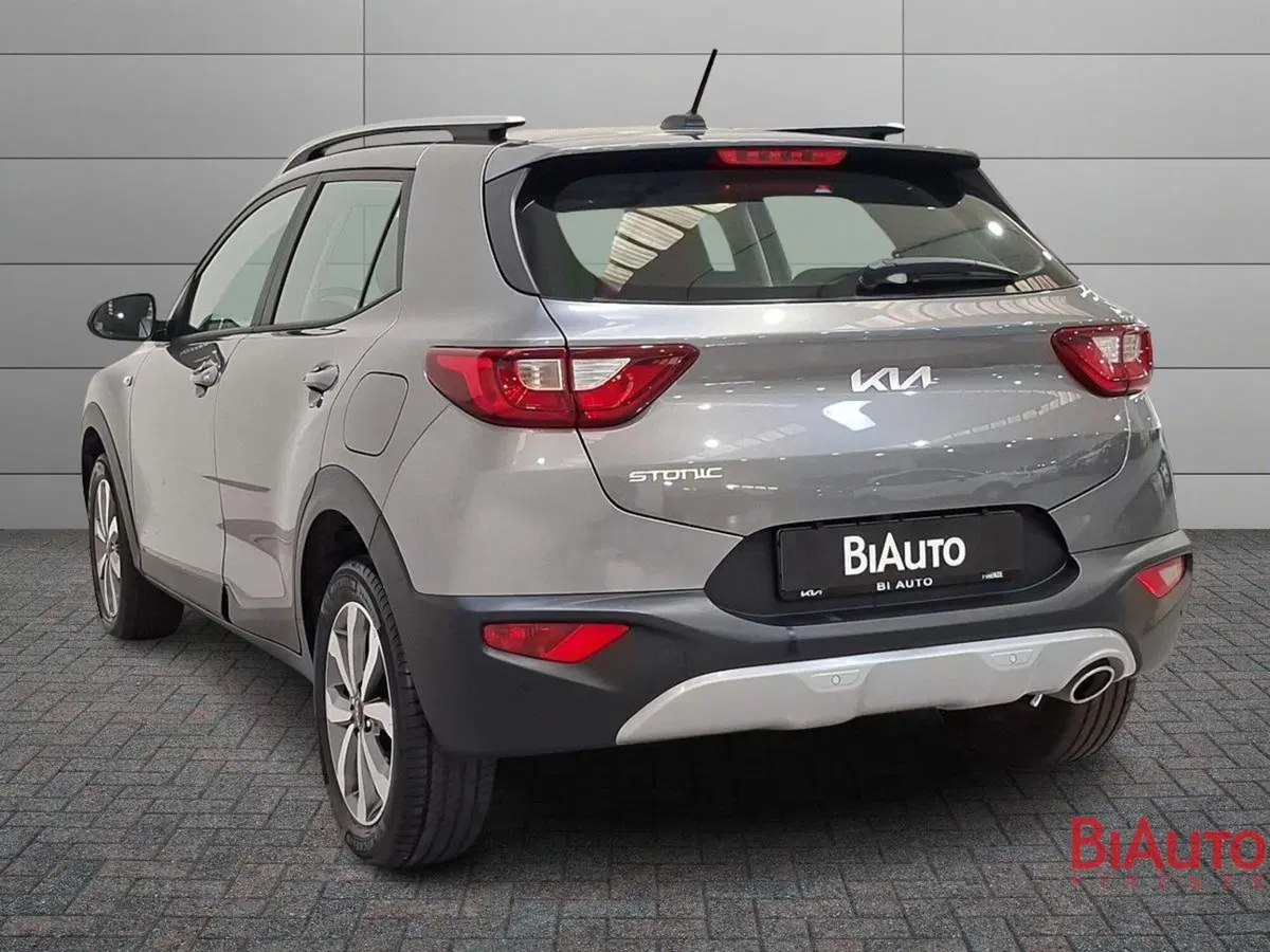 Kia Stonic usata a Firenze (4)
