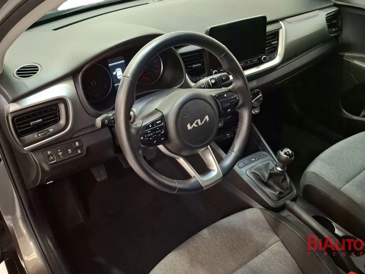 Kia Stonic usata a Firenze (6)