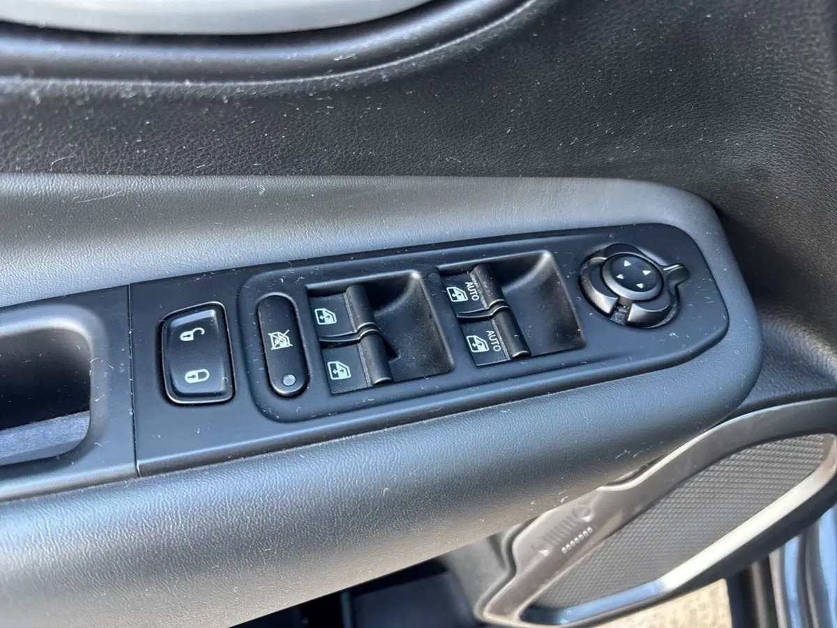 Jeep Renegade usata a Pescara (12)