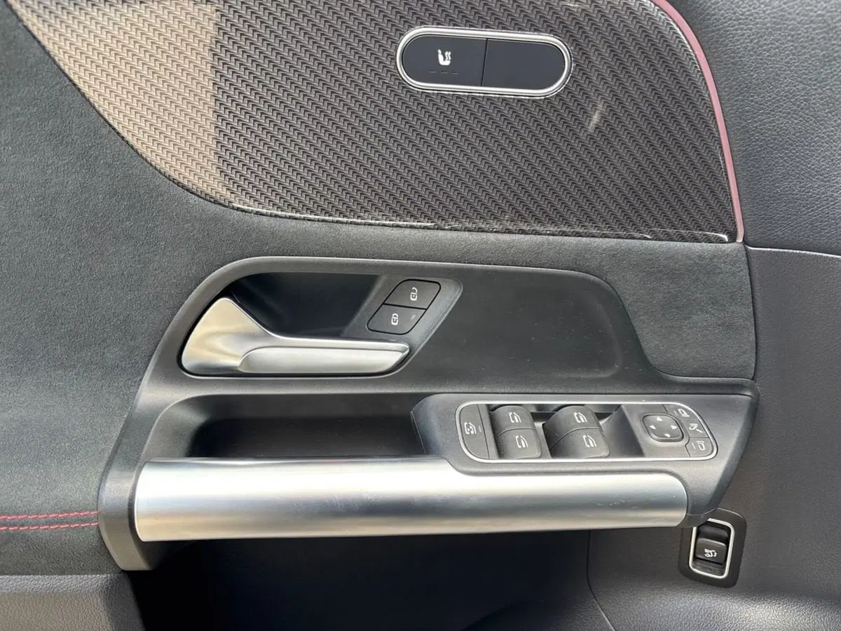Mercedes-Benz GLA SUV usata a Pescara (12)