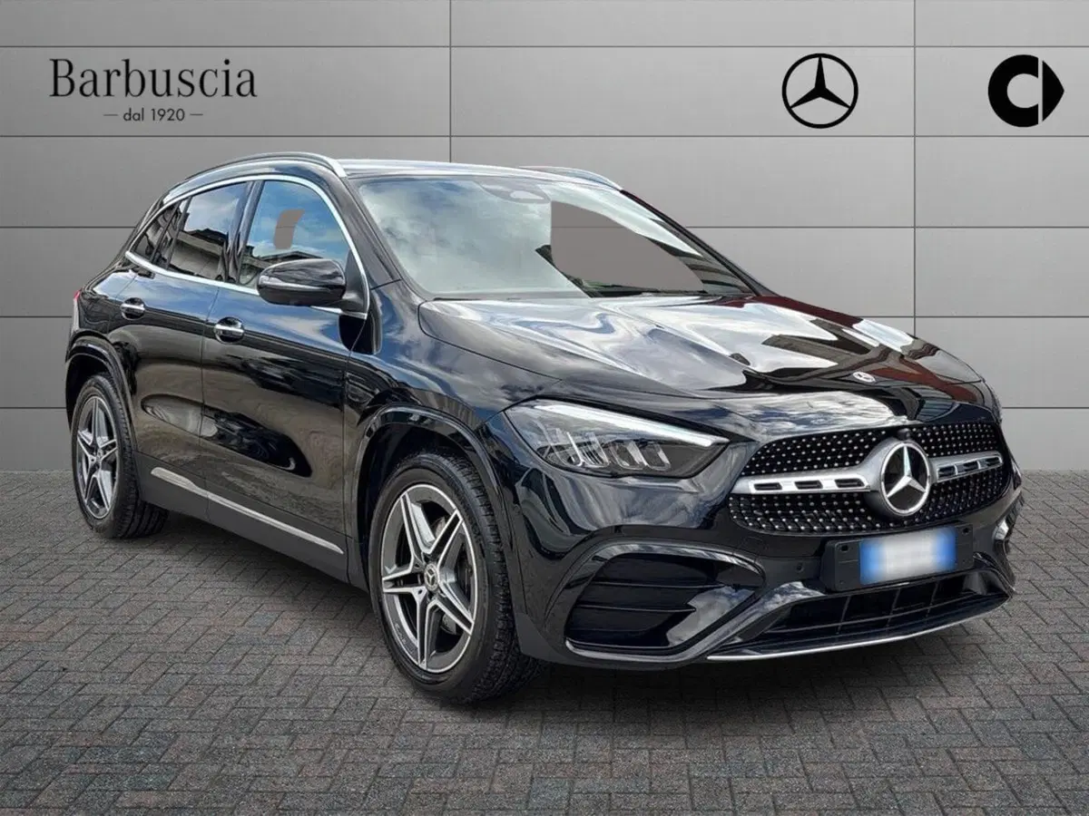 Mercedes-Benz GLA SUV usata a Pescara (2)