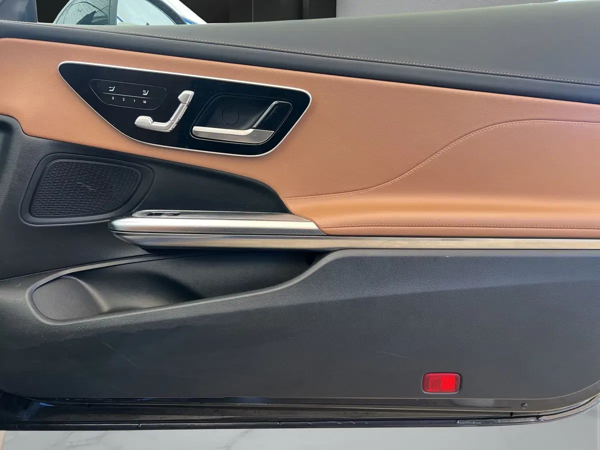 Mercedes-Benz CLE Cabrio usata a Cosenza (16)