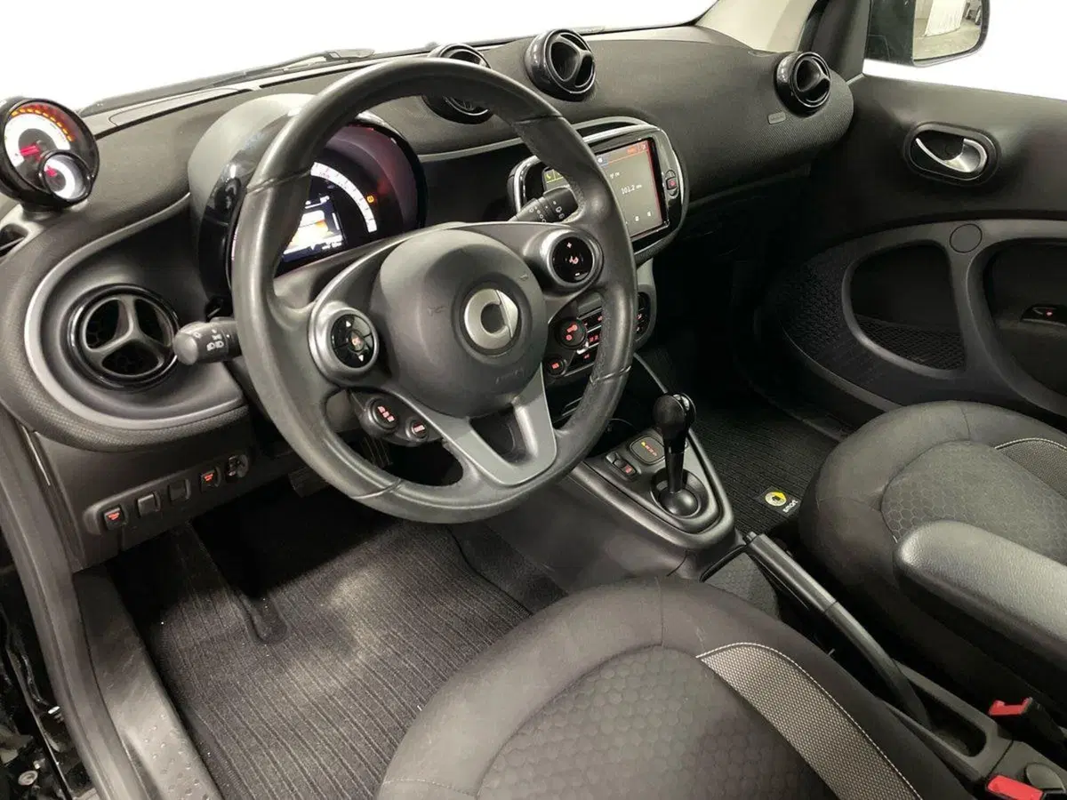 smart Fortwo usata a Macerata (14)