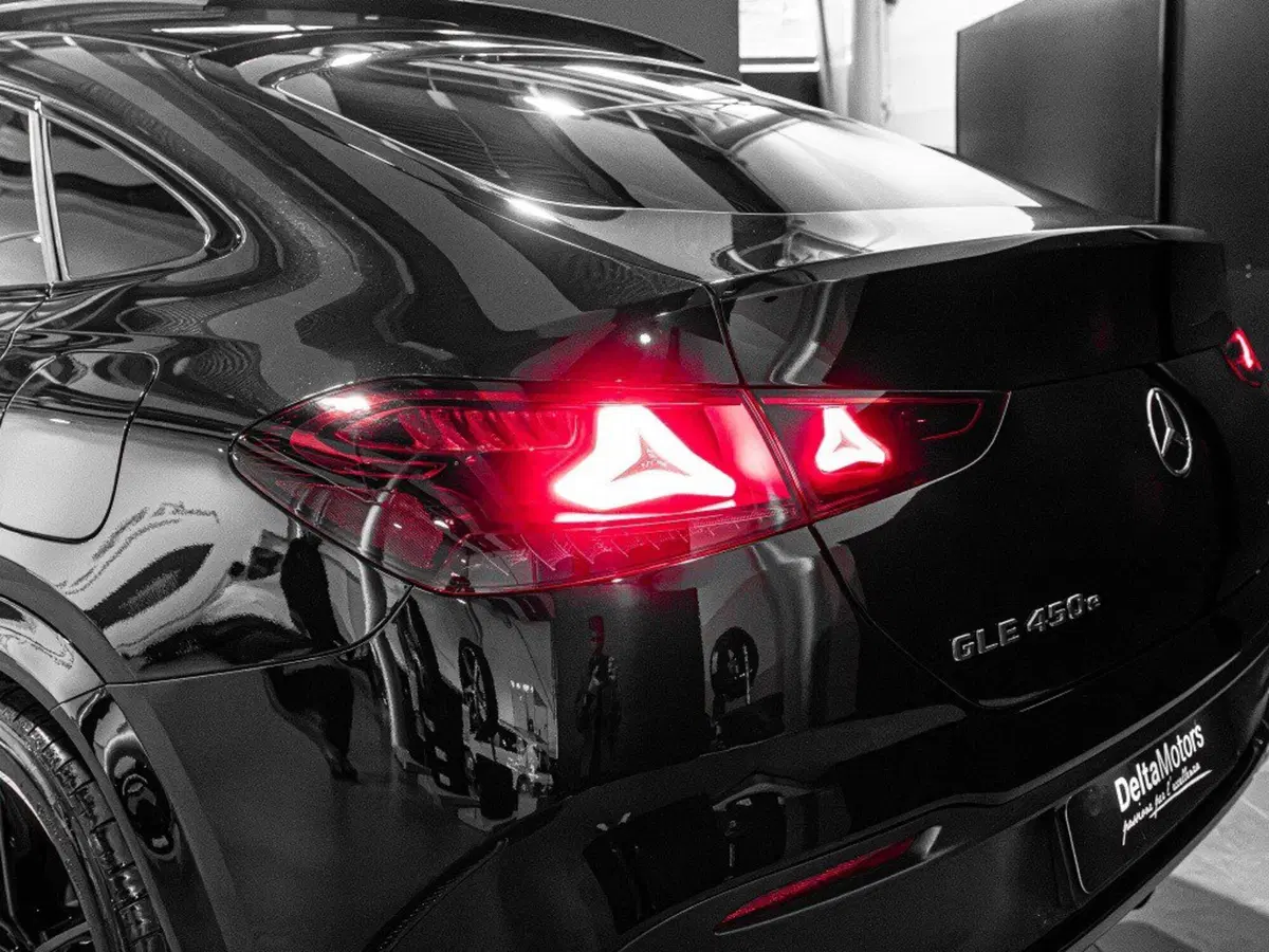Mercedes-Benz GLE Coupé nuova a Ancona (3)