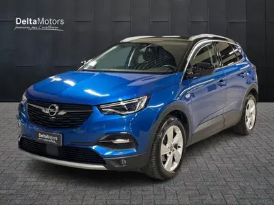 Opel Grandland X 1.5 diesel Ecotec Start&Stop Advance del 2018 usata a Montecosaro
