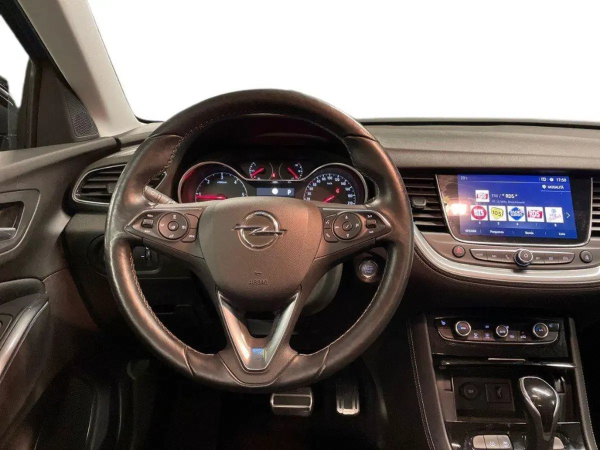 Opel Grandland X usata a Macerata (13)