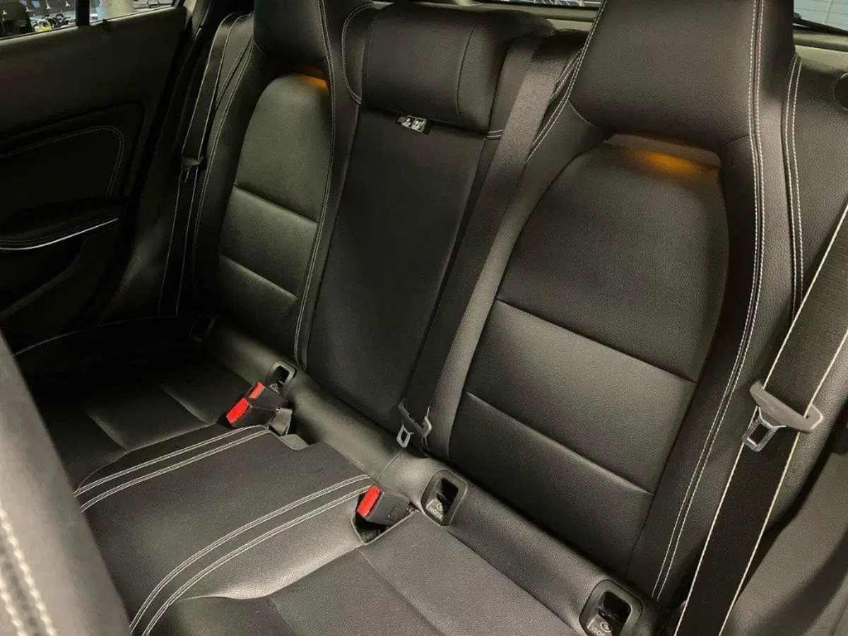 Mercedes-Benz GLA SUV usata a Ancona (11)