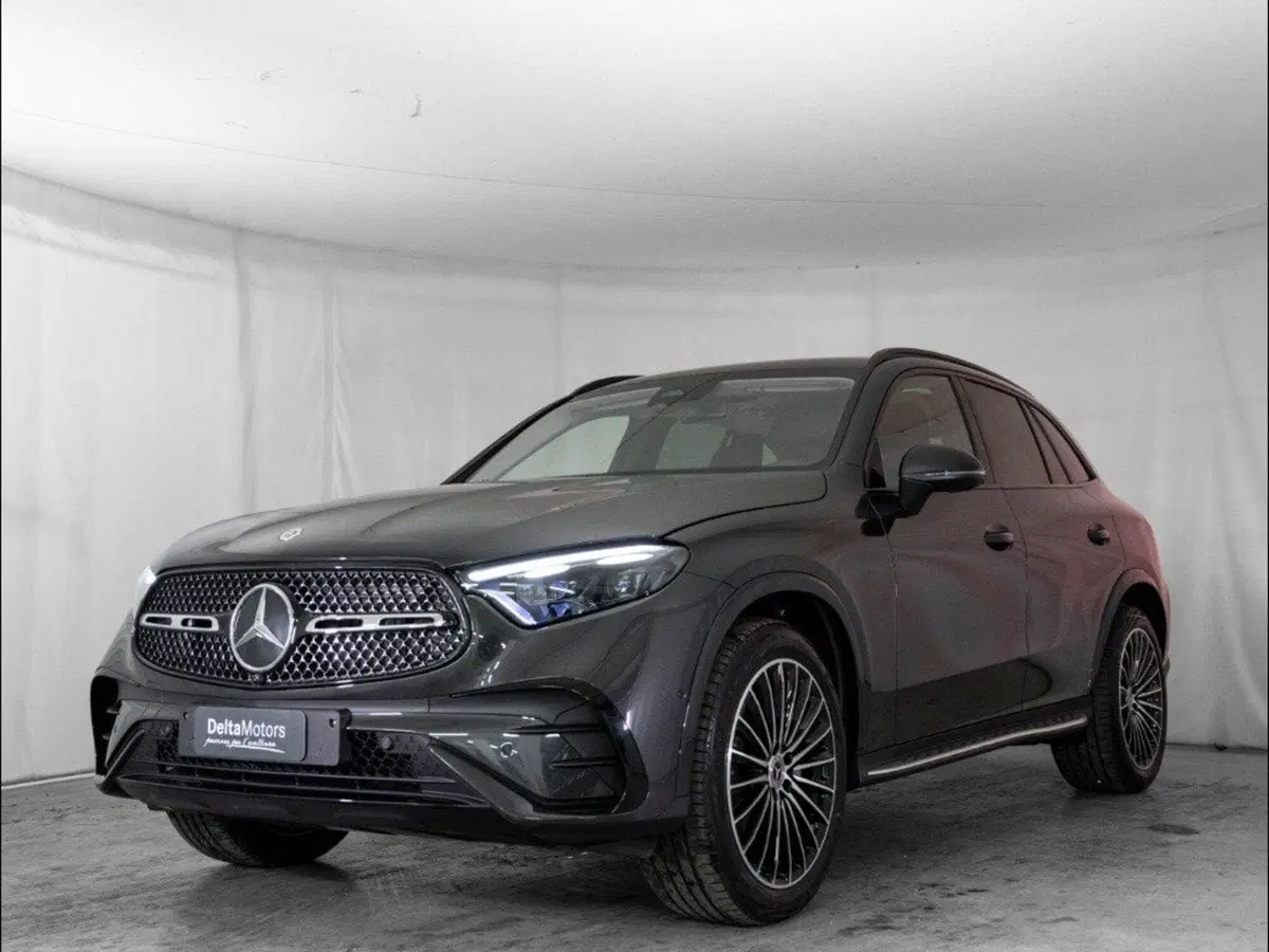 Mercedes-Benz GLC SUV nuova a Macerata
