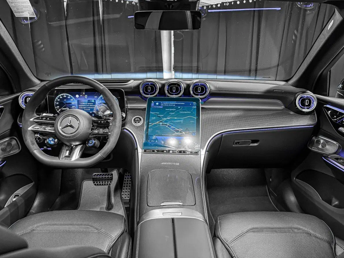 Mercedes-Benz GLC SUV nuova a Ancona (16)