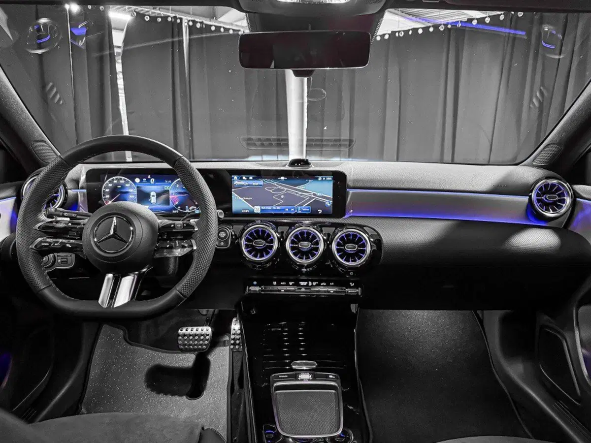Mercedes-Benz Classe A nuova a Ancona (14)