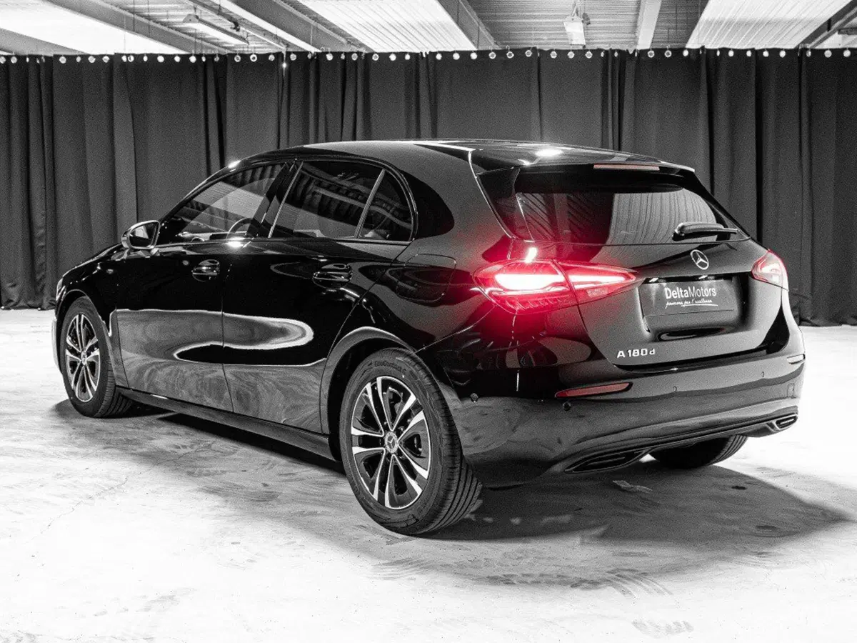 Mercedes-Benz Classe A nuova a Ancona (3)