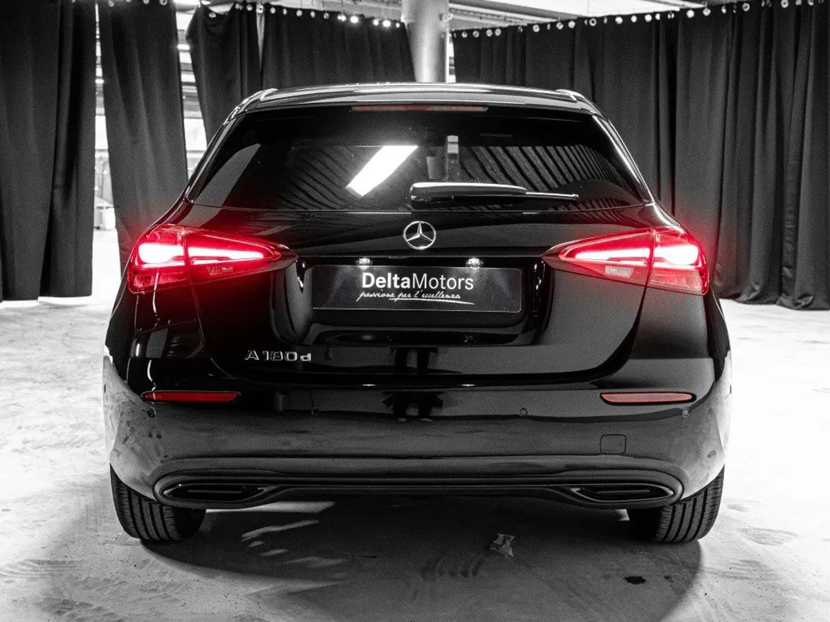 Mercedes-Benz Classe A nuova a Ancona (5)