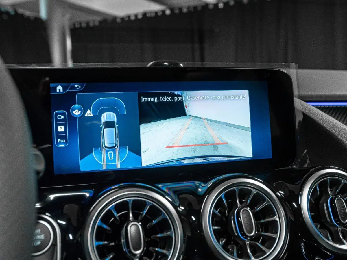 Mercedes-Benz GLA SUV nuova a Ancona (20)