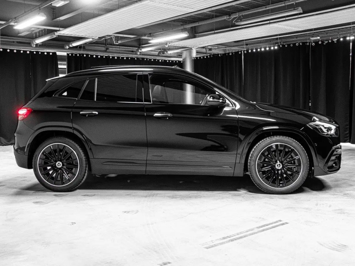 Mercedes-Benz GLA SUV nuova a Ancona (6)