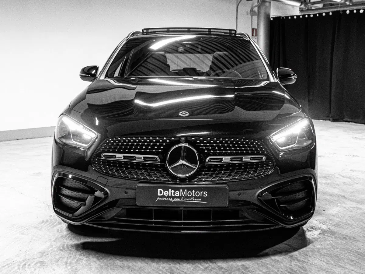 Mercedes-Benz GLA SUV nuova a Ancona (7)