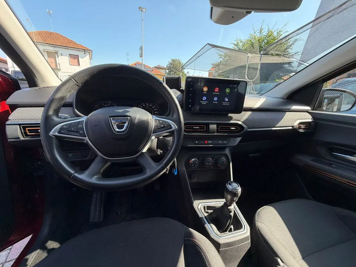 Dacia Sandero usata a Pavia (10)