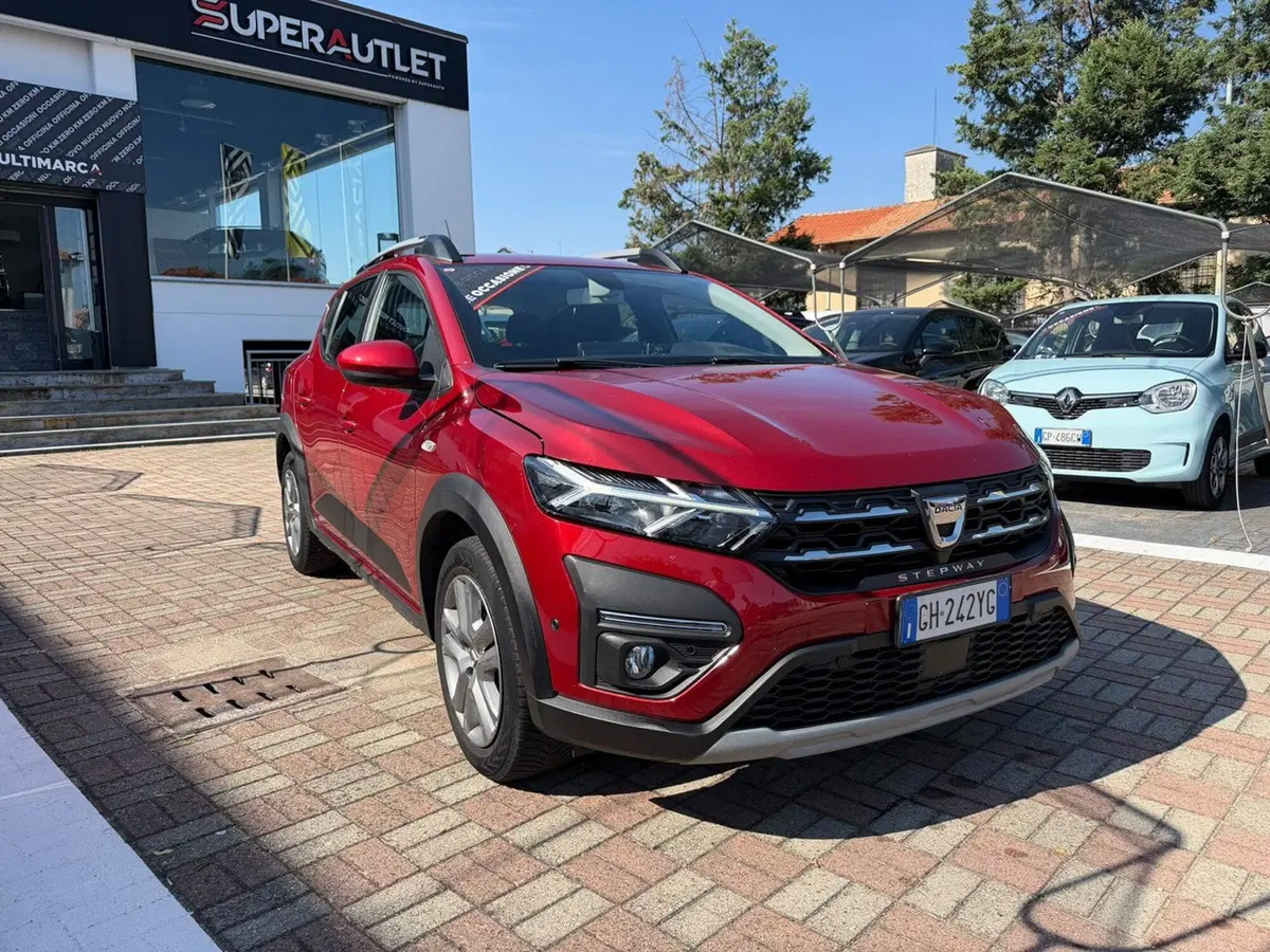 Dacia Sandero usata a Pavia (18)
