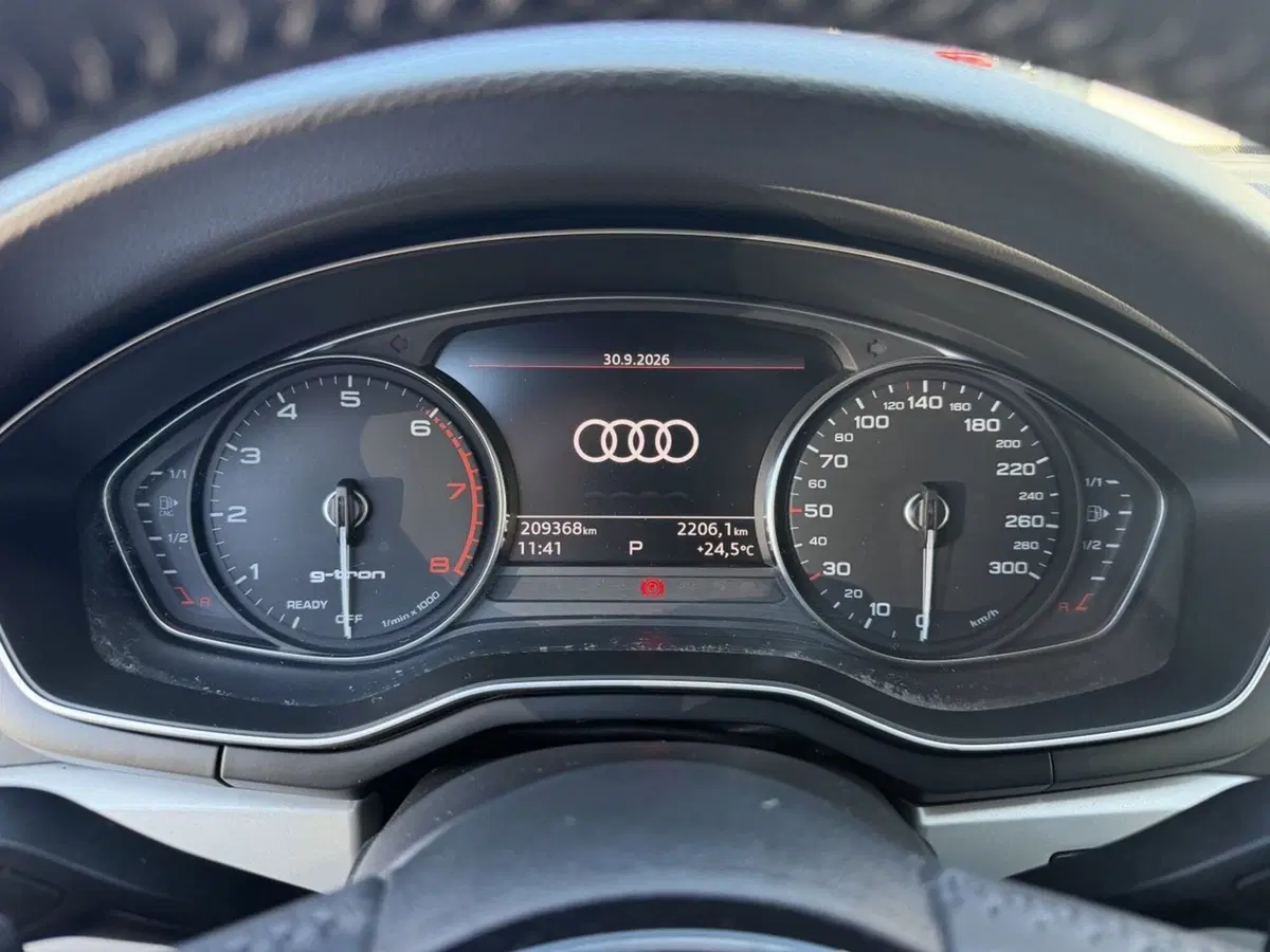 Audi A4 Avant usata a Avellino (8)