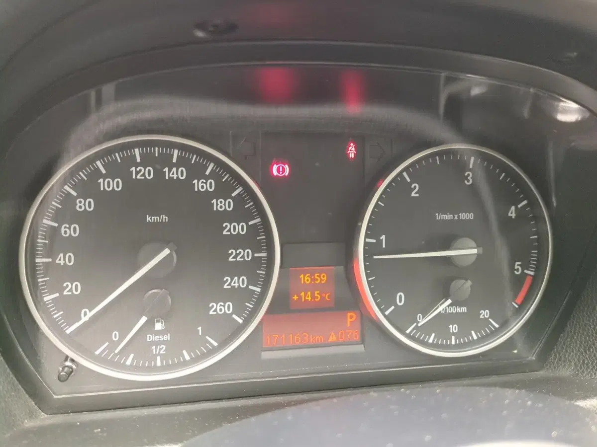 BMW Serie 3 Coupé usata a Avellino (18)