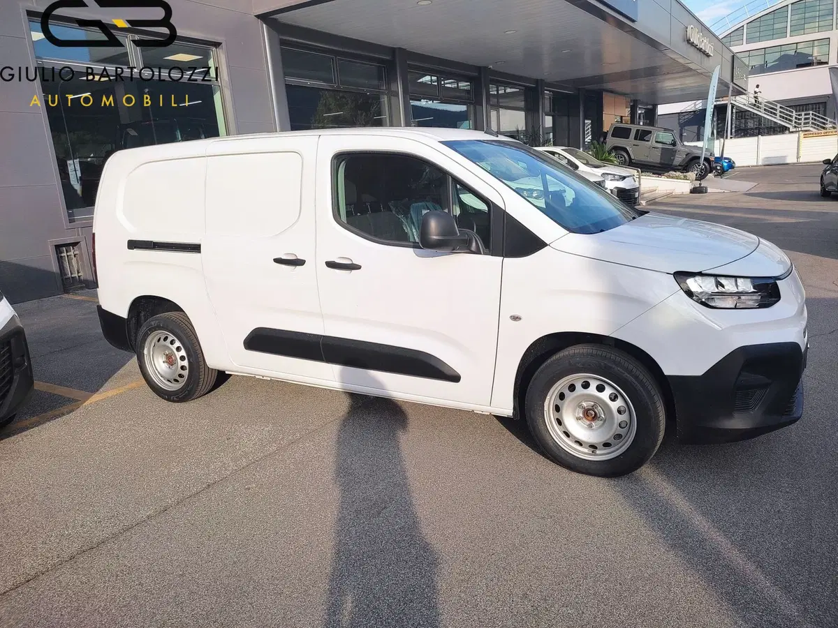 Fiat Doblò Furgone nuova a Prato (9)