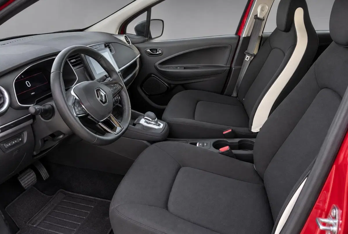 Renault Zoe usata a Rimini (6)