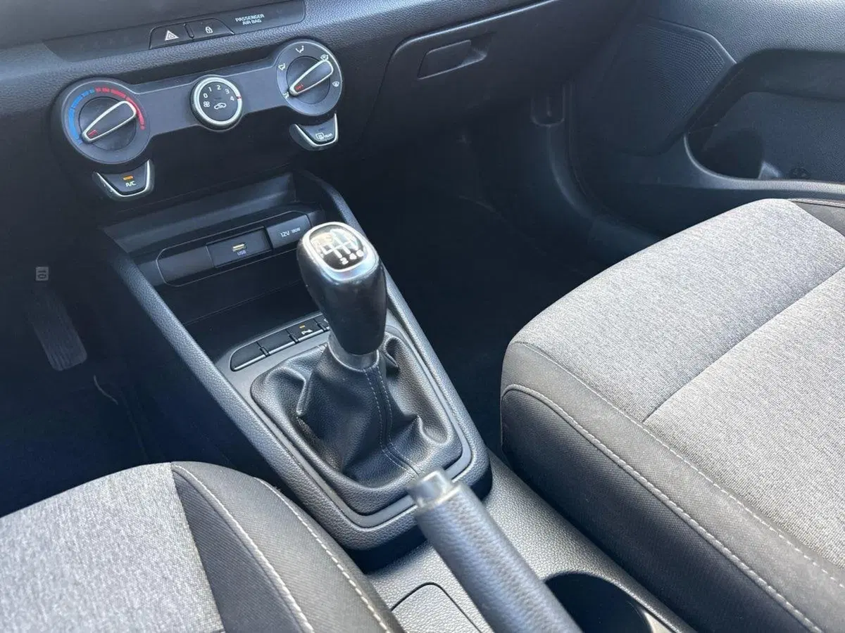 Kia Stonic usata a Palermo (16)